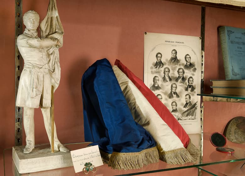 Blue white and red flag held by Lamartine in 1848