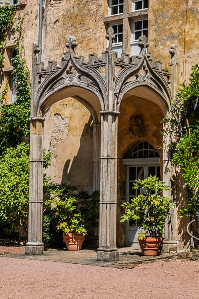 The neogothic portico