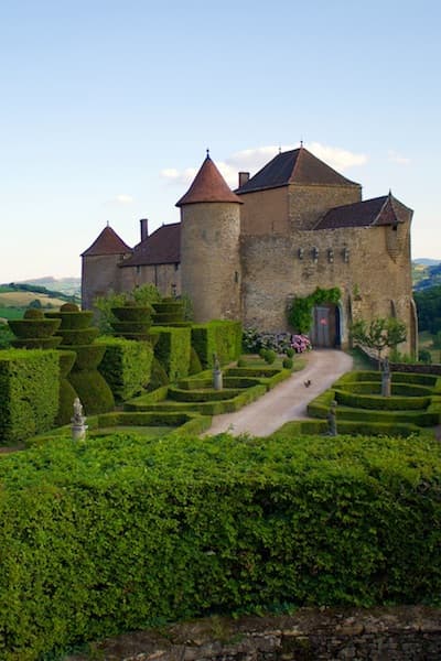 Forteresse médiévale de Berzé-le-Châtel